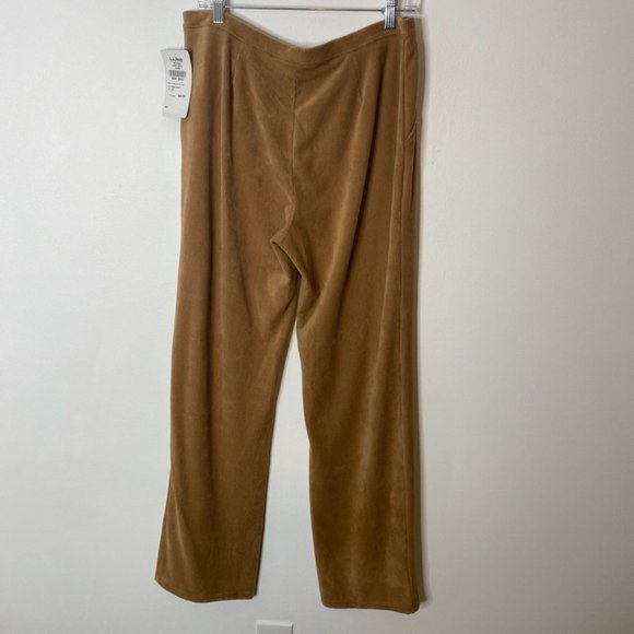 L.L. Bean Tan Straight Leg Pants - Picture 8 of 8